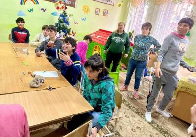 Благодійна акція Подаруй дітям радість